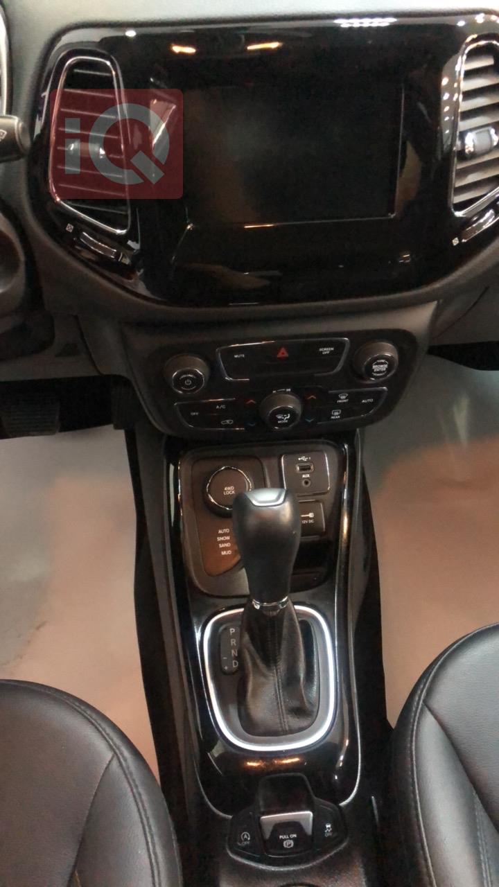 جيب كومباس